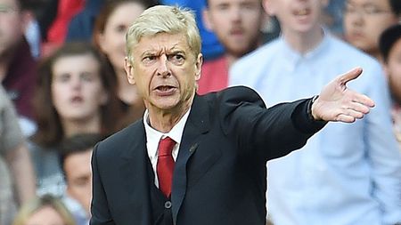 "De un el are Arsenal nevoie pentru titlu!" Fanii tunarilor au început să viseze. Ă‚sta ar fi transferul deceniului pentru Wenger