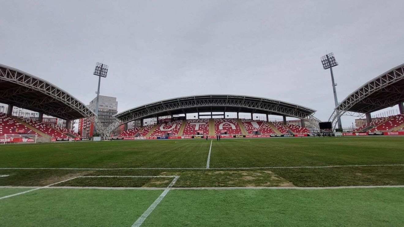 UTA, între problemele cu VAR-ul de la Craiova și cele cu gazonul de la Arad: „Există frustrare!”