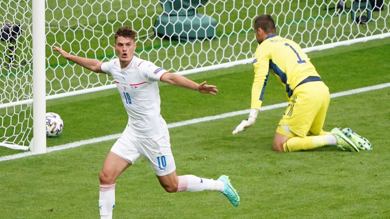 Patrik Schick, ce reușită fabuloasă de la 50 de metri! A intrat direct în istorie, după cel mai frumos gol de la Euro 2020 | VIDEO