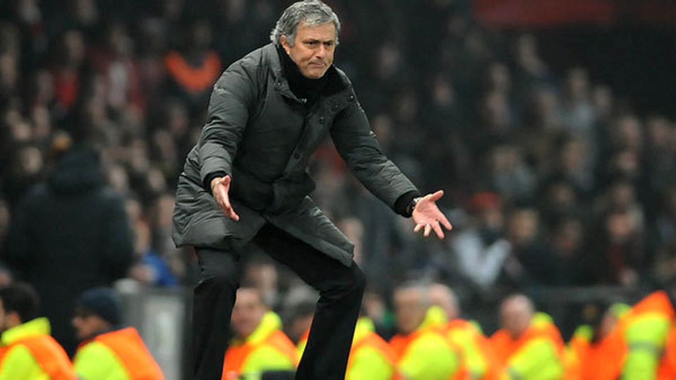 Mutarea care dezvăluie "secretul" lui Mourinho.** Îi pun pe masă transferul unuia dintre oamenii momentului în Ligă. Cum îl momesc englezii