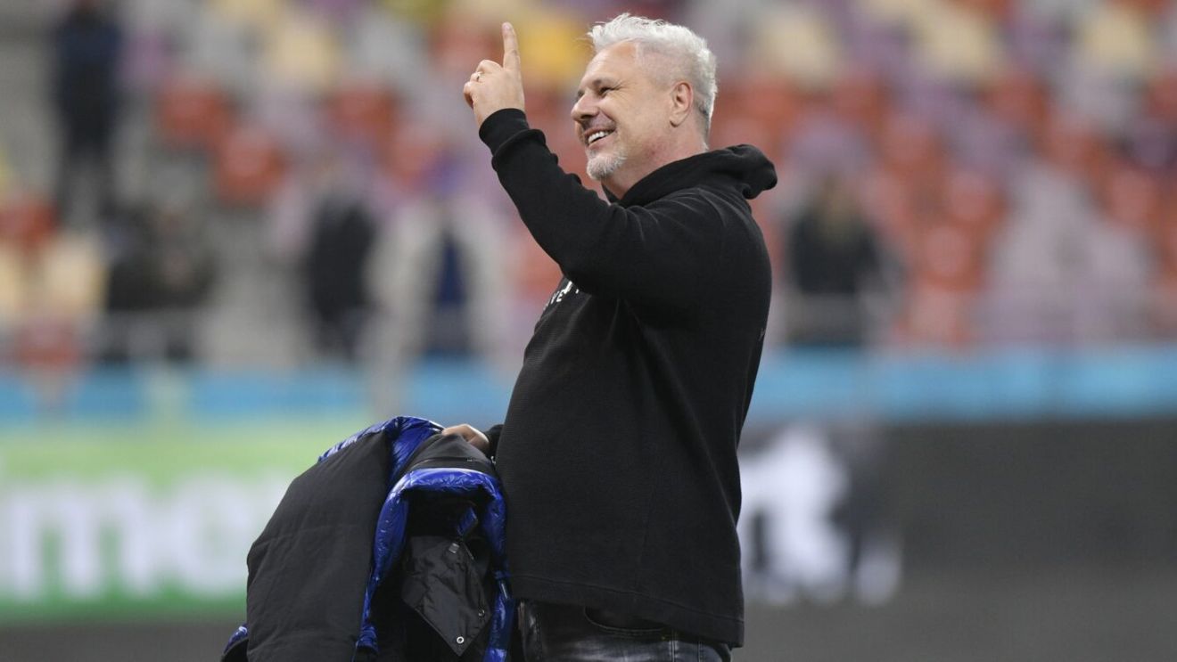 Șumudică ironizează FCSB și CFR Cluj. „Ar fi tare să nu prindă play-off-ul”