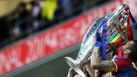 Dezvăluiri incredibile din curtea TVR!** Chiar dacă are datorii uriașe, postul public va plăti 100.000 â‚¬ pentru un meci de cupă europeană