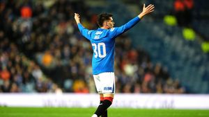 Englezii dau vestea care îl face fericit pe Ianis Hagi. Mutarea e tot mai aproape