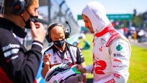 Pilotul din Formula 1 care se îndoiește de propria echipă! A fost sabotat de colegi? „Hei, băieți, mulțumesc pentru strategia grozavă!”