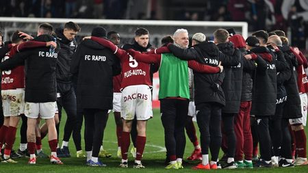 S-a săturat! A fost titular cu Șumudică, dar acum nu joacă și a decis să plece de la Rapid în plin campionat