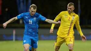 Runar Sigurjonsson, islandezul transferat de CFR Cluj, se descrie: „Nu sunt cel mai rapid jucător, dar am viziune în teren”. Cum a trăit victoria cu Anglia, de la Euro 2016