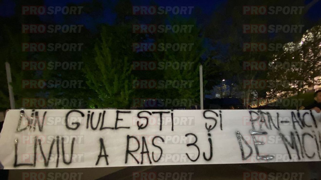 Bannerele interzise de la Dinamo - Rapid 3-1. Giuleștenii au afișat altele, însă, care aveau greșeli gramaticale!