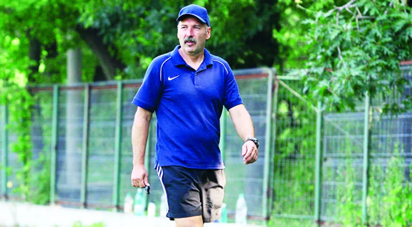 Juniorii Stelei au rămas** fără Majearu și Dumitriu
