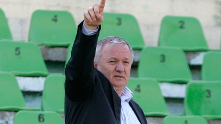 Porumboiu: "Este un joc între onoare și mizerie!"
