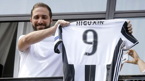 FOTO | Pentru el a plătit Juventus 90 de milioane de euro. Cum s-a prezentat Higuain la antrenamente