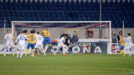 Pustai "adună" și câte 3 puncte! Botoșani - Petrolul 2-1. Prima victorie pentru moldoveni, după 5 etape și 47 de zile!