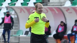 Gaz Metan Mediaș, penalty inexistent în meciul cu Sepsi! O nouă gafă scandaloasă a arbitrului interzis de Gigi Becali la meciurile lui FCSB | VIDEO