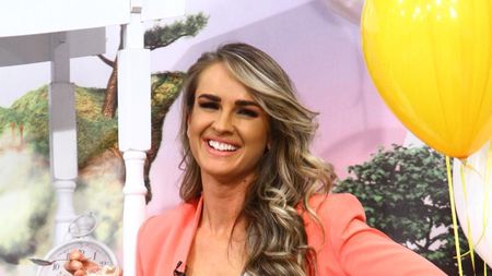 Transformare evidentă pentru Diana Munteanu, fosta soție a lui Claudiu Niculescu: "Tu chiar te poți uita la poza asta?"