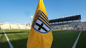Transferul momentului pentru un fotbalist român: a semnat cu Parma!
