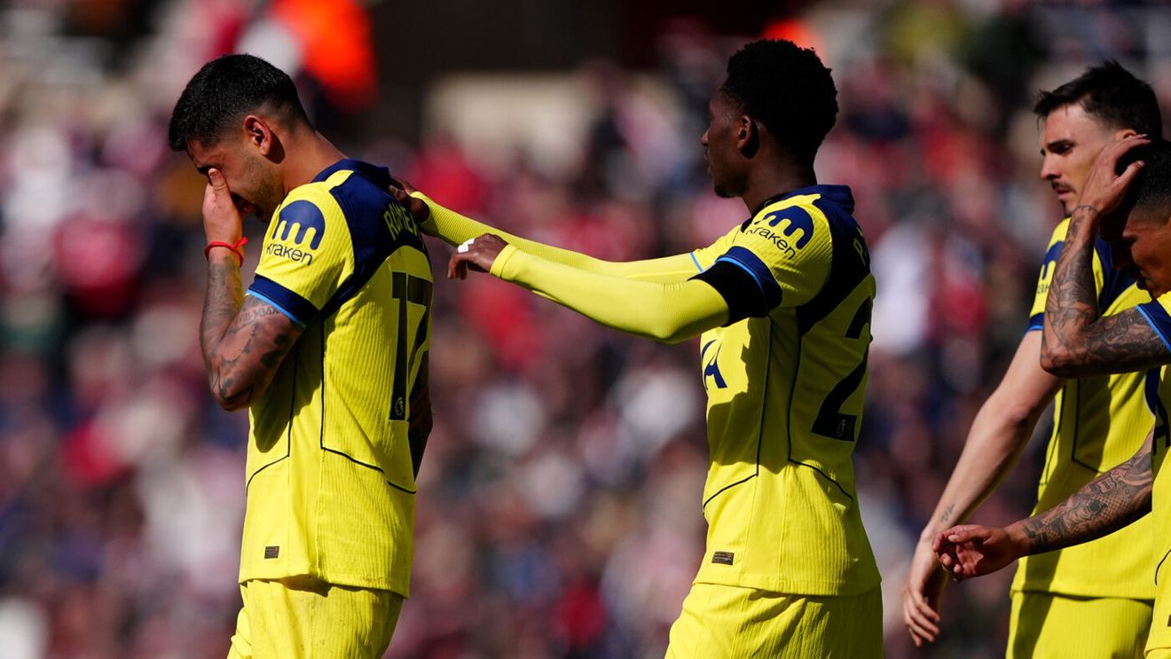 Tottenham, la care Radu Drăguşin a fost rezervă neutilizată, a ajuns pe loc de retrogradare în Premier League!