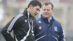 Dependenți de Costea**