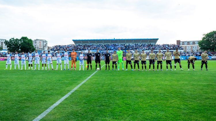 Hunedoara, reprezentanții Corvinului și suporterii săi, sub tirada unui conducător al FC Voluntari: ”Chestii mizere, pe care le fac reprezentanții unui oraș mizer! Lăsați-mă cu tradiția voastră!”
