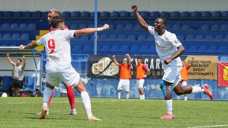 Un nigerian este golgheterul Ligii 2 după primele patru etape, după meciuri în care a intrat doar ca rezervă. Doar în ultimul joc a dat trei goluri, chiar împotriva fostei sale echipe: ”Intru și fac diferența”