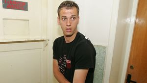 Circ cu Romeo Stancu la reunirea gălățenilor** "Sunt al nimănui?!"