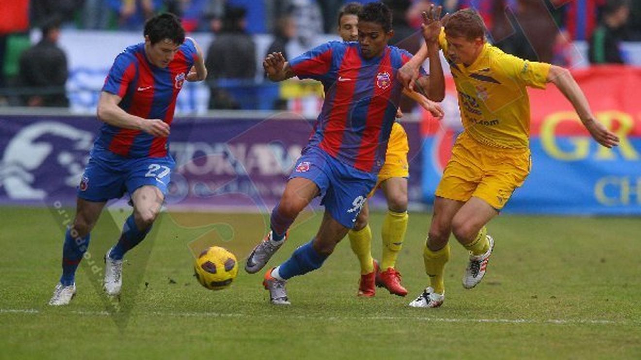 Dacia i-a dat viteză, Cîrțu îl așteaptă la prima echipă**: "Sper că Maicon nu și-a terminat golurile"