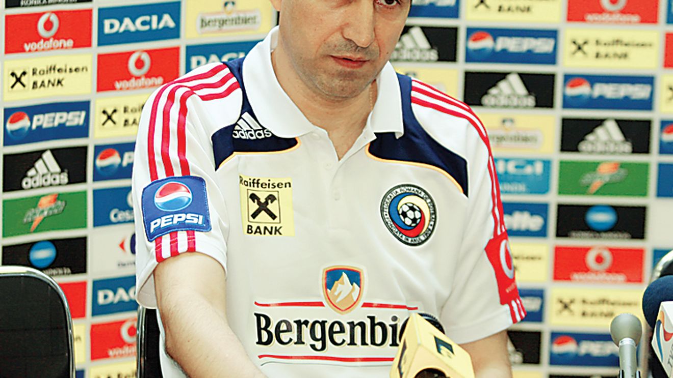 Pițurcă: „Jucăm așa cum știm noi"