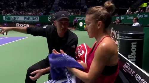 VIDEO | Depășită de situație, Halep a apelat la Darren Cahill în timpul meciului! Discursul australianului a schimbat tot jocul Simonei: 