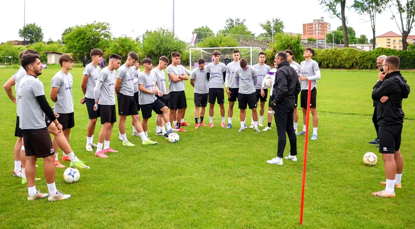 Entuziasm în tabăra alb-violetă înainte de barajul cu CSM Olimpia Satu Mare: ”Simțim că s-a creat o emulație fantastică și oamenii au reînceput să fie alături de Poli”