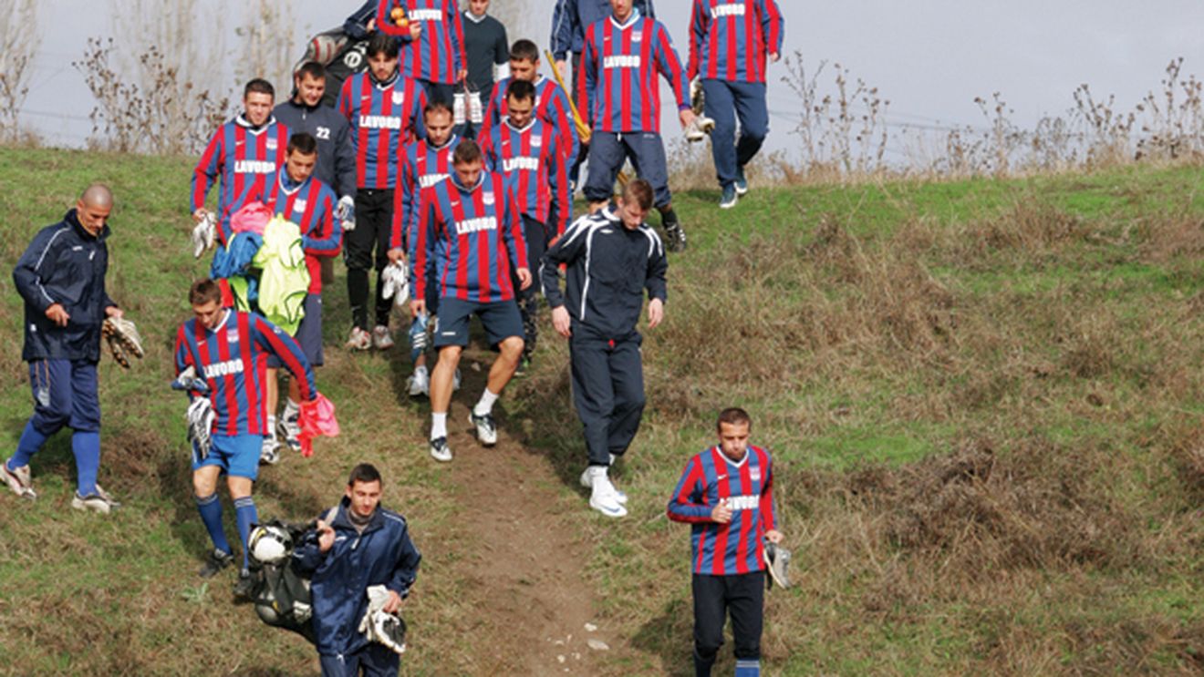Mesaj lui ALRO pentru "câini":** "Vă spulberăm!"