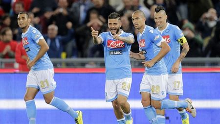 Napoli a învins Fiorentina, scor 2-1, în campionatul Italiei! Chiricheș a fost rezervă la gazde, Tătărușanu - integralist pentru trupa "viola"