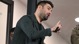 Adrian Mutu a jucat la Dinamo, a antrenat la Rapid, dar a dat un verdict controversat: „Păcat că s-a produs splitul Steaua - FCSB. Era singura echipă cu ADN european”