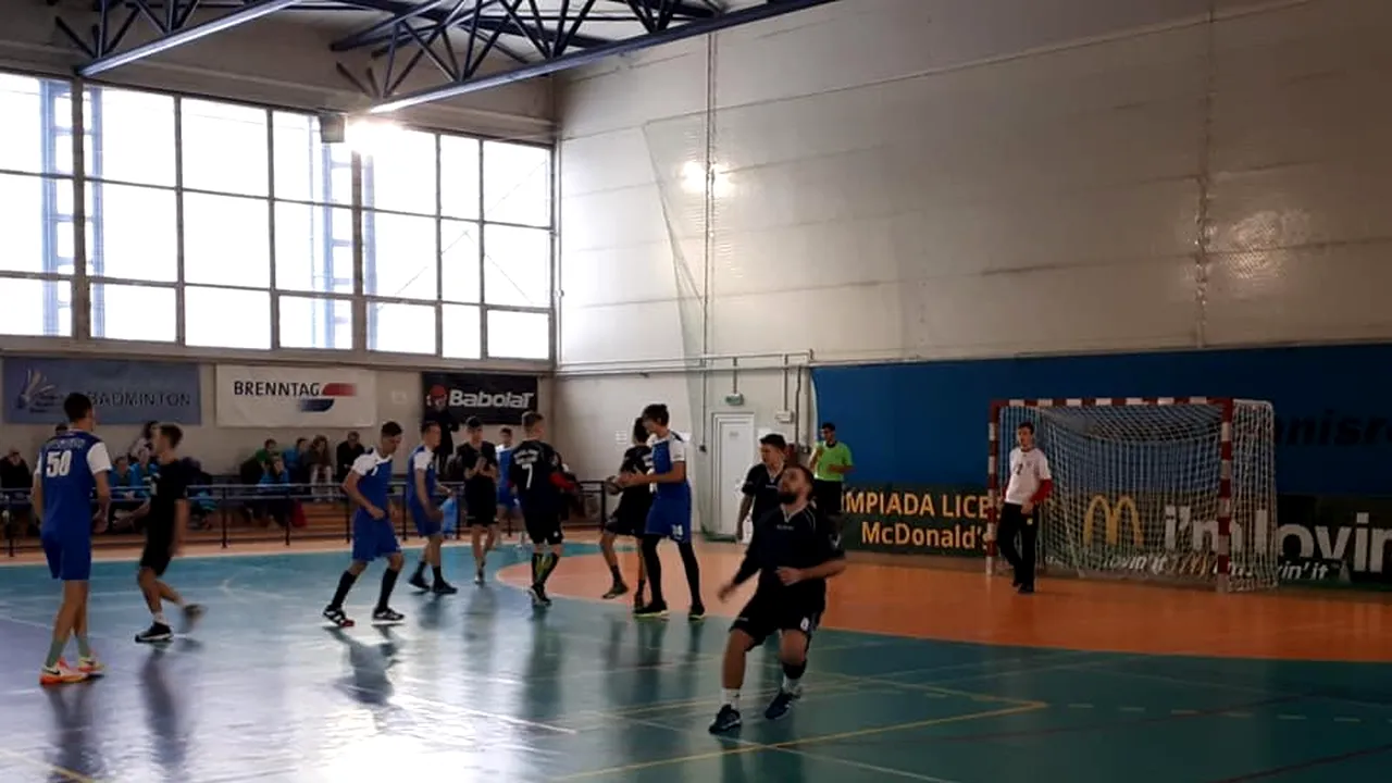 S-au stabilit echipele finaliste de handbal, feminin și masculin, la Olimpiada Liceelor McDonald's. Duminică, începând cu ora 08:30, la CSȘ 6 București, se vor decide campionii