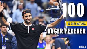 Un pic de emoții pentru Roger Federer, într-o zi ploioasă de US Open. Elvețianul a jucat meciul 100 la New York și s-a calificat în turul trei