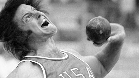 CIO: Transsexualii pot participa la Jocurile Olimpice fără să se opereze