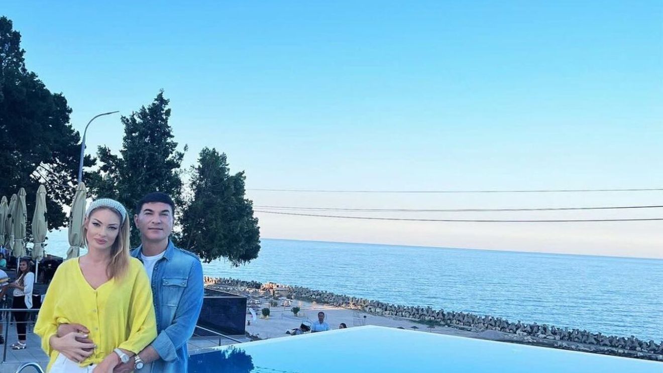 Cristi Borcea și Valentina Pelinel, imagini de la hotelul renovat cu banii milionarului! Cum s-au fotografiat cei doi pentru a demonstra lumii cât de mult se iubesc | FOTO