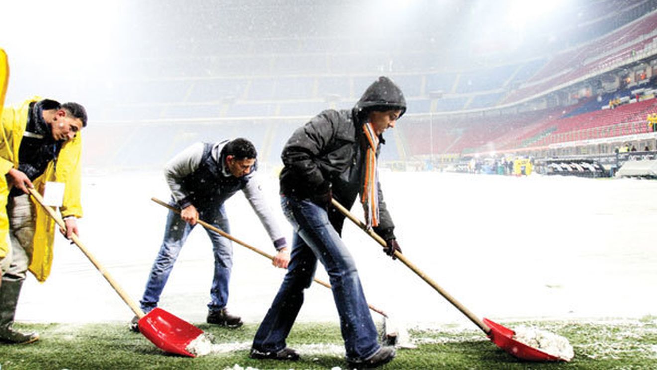 În Europa se amână meciuri!** Mai multe partide au fost reprogramate din cauza zăpezii și a frigului