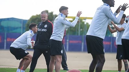 Ce a schimbat Reghecampf la FCSB. Toți jucătorii sunt obligați să respecte regulile