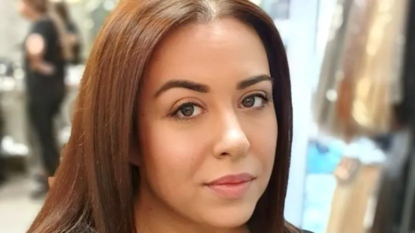 Situație neplăcută pentru Oana Roman. I s-a pus poprire pe cont!