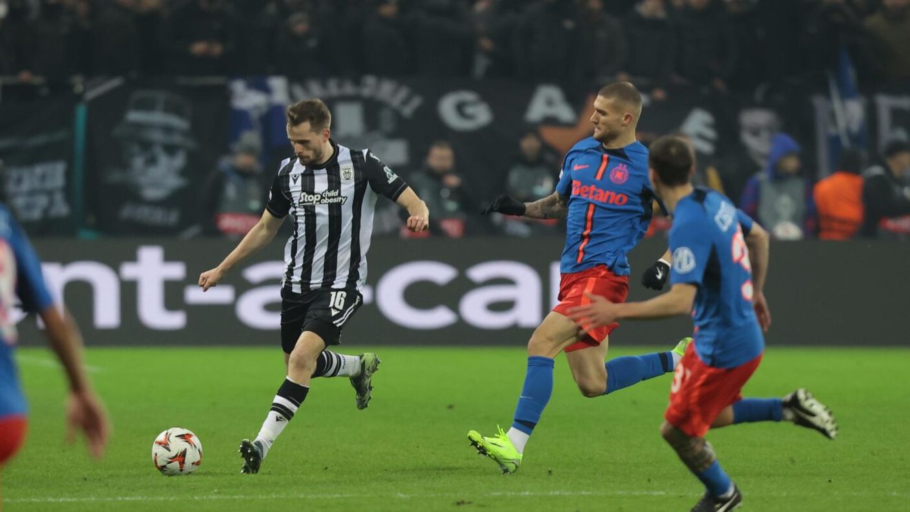 Daniel Bîrligea, out de la FCSB, după numai 45 de minute cu PAOK! Gigi Becali a luat decizia și și-a băgat favoritul la pauză, forțat de situație