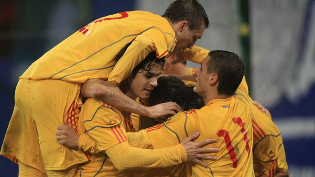 DEZBATERE:** Exportul de jucători români la marile echipe ale Europei va îmbunătăți rezultatele naționalei? Comentează și votează!