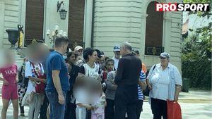 Ce imagini! În apropierea Crăciunului, miliardarul în euro Gigi Becali îi alungă pe nevoiașii care îi cereau bani la Palat!