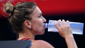 Încă o suspiciune planează asupra Simonei Halep! Fostul şef ANAD nu are o explicație logică pentru contaminare şi dezvăluie cum iau suplimente alimentare fotbaliştii de la CFR Cluj
