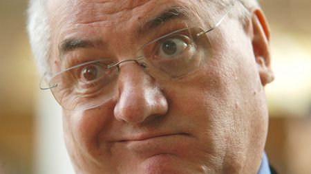 "Chiar dacă se supără Borcea și Becali că le suspend terenul, eu nu îi ignor pe nebunii din tribune!"