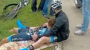 INCREDIBIL | Un ciclist austriac a fost împușcat, după ce un vânător l-a confundat cu un iepure | VIDEO