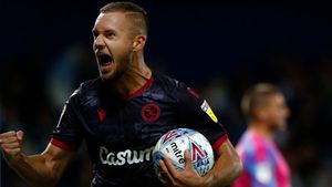 Cea mai tare reacție după hattrick-ul lui George Pușcaș! Căpitanul lui Reading: "Te iubesc, român sexy și nenorocit!"