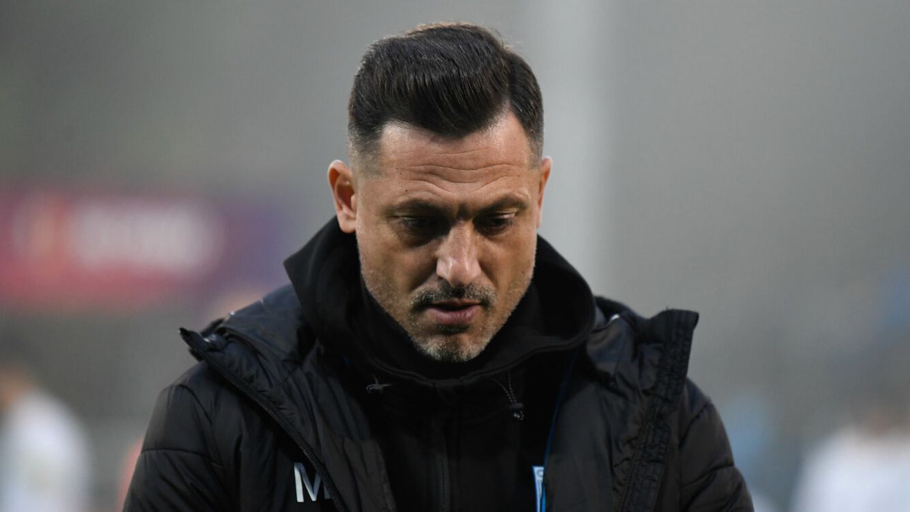 Criză de efectiv la antrenamentele Universităţii Craiova. Ce măsuri a luat Mirel Rădoi! EXCLUSIV