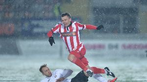 Șefii Astrei sar la gâtul dinamoviștilor, după ce i-au trimis în play-out. Ce li se reproșează "câinilor"