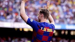 Liverpool vrea să ii dea lovitura de grație rivalei de moarte Manchester United și a făcut o ofertă de 70 de milioane de euro pentru Frenkie de Jong, vedeta Barcelonei!