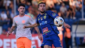 Ronaldo Deaconu a ajuns în Liga 2! Tehnicul mijlocaș a semnat cu una dintre favoritele la promovare