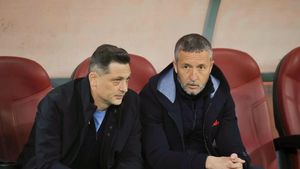 Mihai Stoica s-a împăcat cu antrenorul și i-a făcut o ofertă de nerefuzat: „Mergem împreună să vedem jucători”