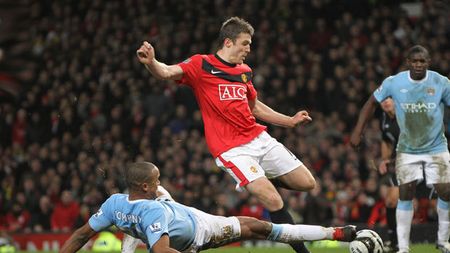 Michael Carrick nu va juca în meciul cu VfL Wolfsburg